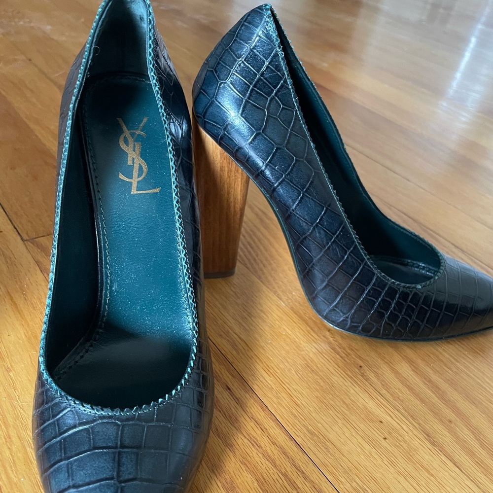 YSL Hunter Green Pumps